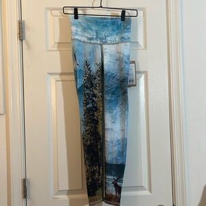 NWT Niyama Sol Leggings Barefoot Happy Little Trees Size S